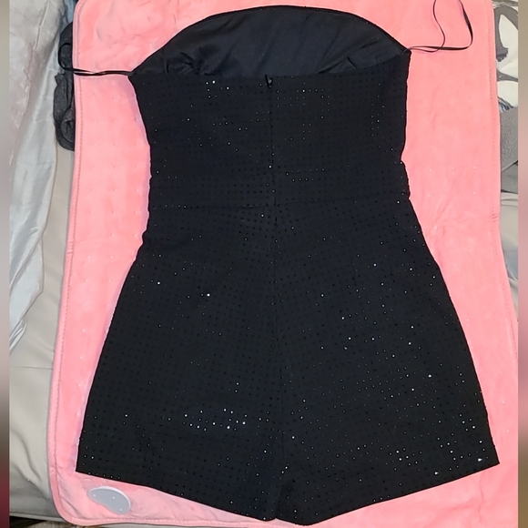 Sz Small Cloud Ten BLACK ⚫️ Rhinestone Romper - Picture 3 of 6